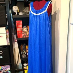 Vtg. 50/60's Blue Dalia Babydoll Nightgown NWT